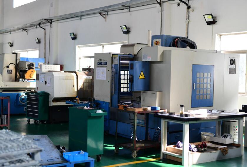 研茂包裝車間加工設(shè)備